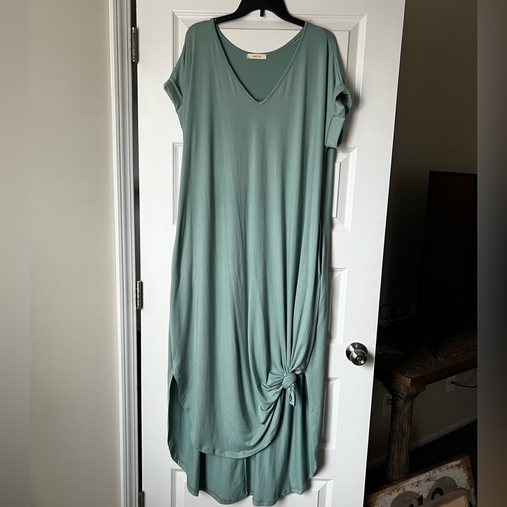 Flowy Maxi Dress